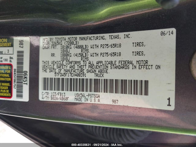 5TFDW5F17EX400391 Toyota Tundra Sr5 5.7l V8