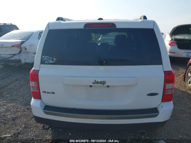 1C4NJRBBXGD805450 Jeep Patriot Sport Se