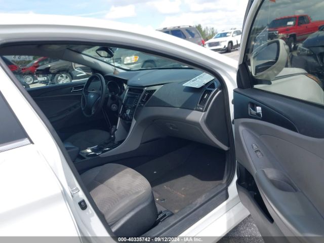 5NPEB4AC4EH858288 Hyundai SONATA GLS