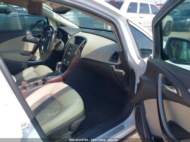 1G4PR5SK0H4109428 Buick Verano Sport Touring