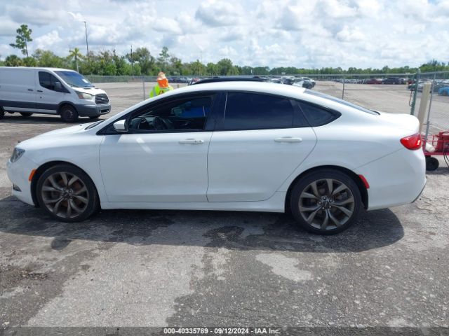 1C3CCCDG1FN627769 Chrysler 200 S