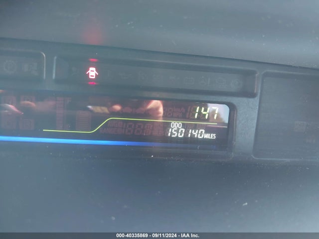 Toyota Prius V Two 2016 JTDZN3EU5GJ051522 Image 7