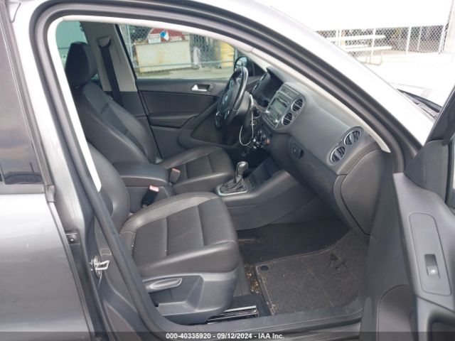 WVGAV3AX9EW553684 Volkswagen TIGUAN SE