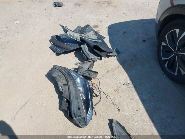 KIA Ev6 Wind 2022 KNDC34LA1N5031509 Image 11