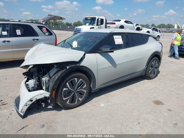 KIA Ev6 Wind 2022 KNDC34LA1N5031509 Image 2