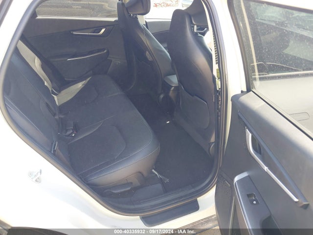 KIA Ev6 Wind 2022 KNDC34LA1N5031509 Image 8