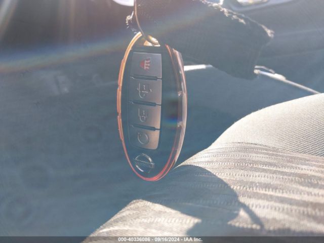 5N1AT2MVXHC882278 Nissan ROGUE SV