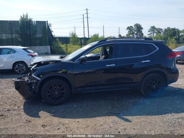 5N1AT2MVXHC882278 Nissan ROGUE SV