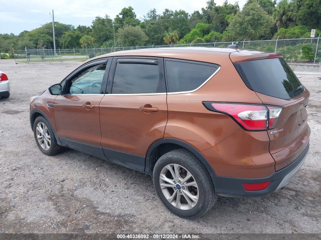 Ford ESCAPE SE 2017 1FMCU9GD0HUC46139 Image 13