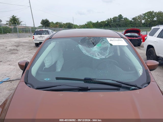 Ford ESCAPE SE 2017 1FMCU9GD0HUC46139 Image 6