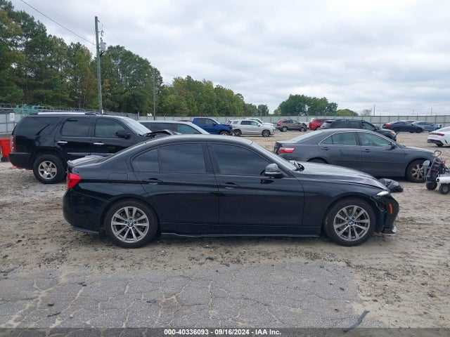 BMW 320i 2018 WBA8A9C51JAH13951 Image 13