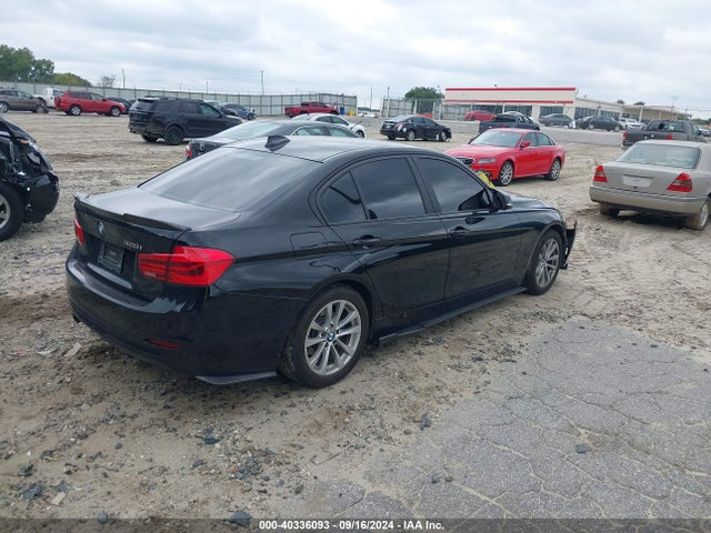 WBA8A9C51JAH13951 BMW 320i