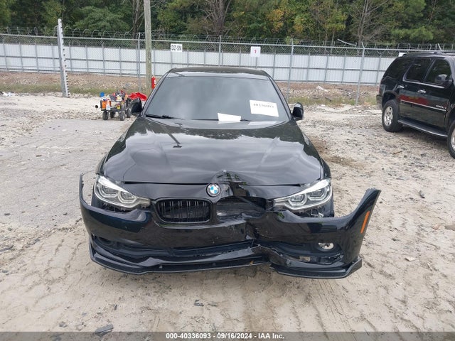WBA8A9C51JAH13951 BMW 320i