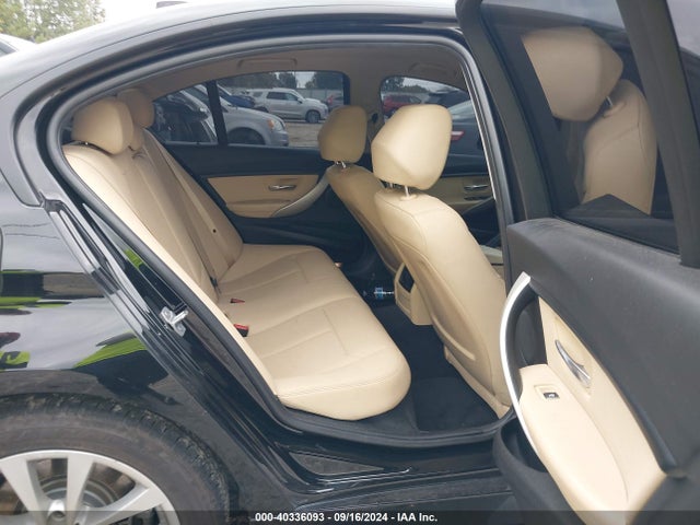 WBA8A9C51JAH13951 BMW 320i