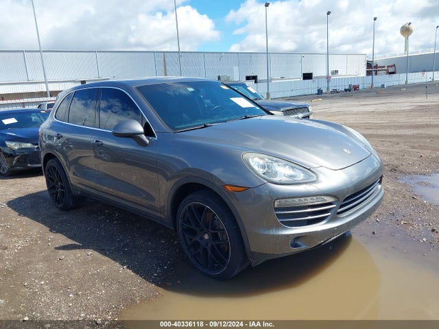 2011 PORSCHE CAYENNE WP1AA2A20BLA07804 Photo 0
