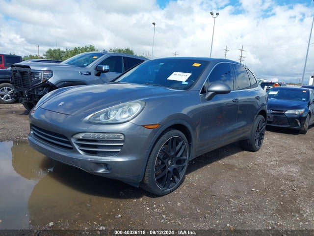 2011 PORSCHE CAYENNE WP1AA2A20BLA07804 Photo 1