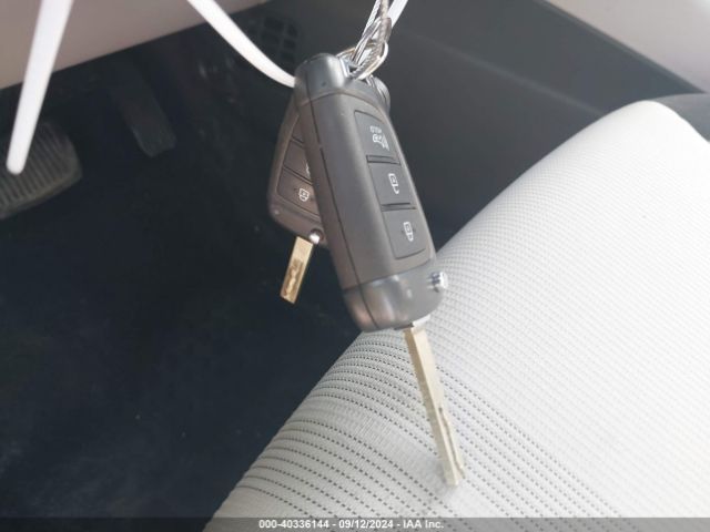 KMHRC8A38NU170947 Hyundai Venue Sel
