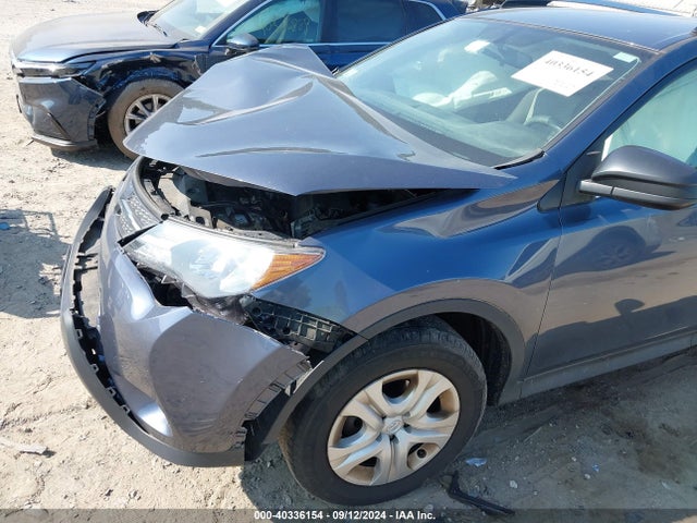 Toyota RAV4 LE 2014 JTMBFREV4ED093685 Image 6