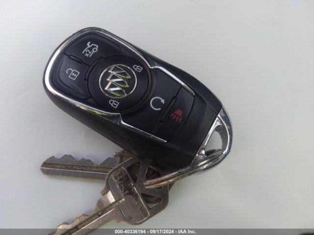 1G4ZP5SZ8JU130156 Buick Lacrosse Essence