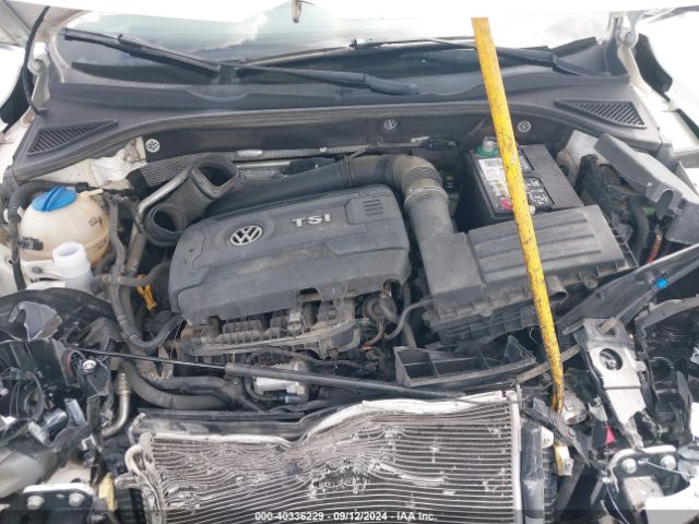 1VWAT7A3XFC088511 Volkswagen Passat 1.8t Limited Edition