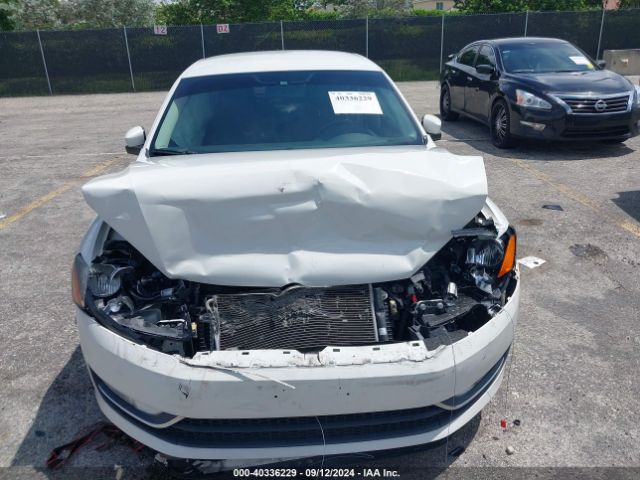 1VWAT7A3XFC088511 Volkswagen Passat 1.8t Limited Edition