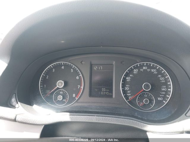 1VWAT7A3XFC088511 Volkswagen Passat 1.8t Limited Edition