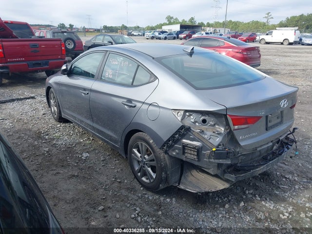 Hyundai ELANTRA SEL 2018 5NPD84LF9JH304482 Image 3