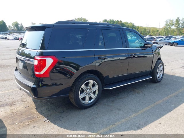 1FMJU1JT2JEA66153 Ford Expedition Xlt