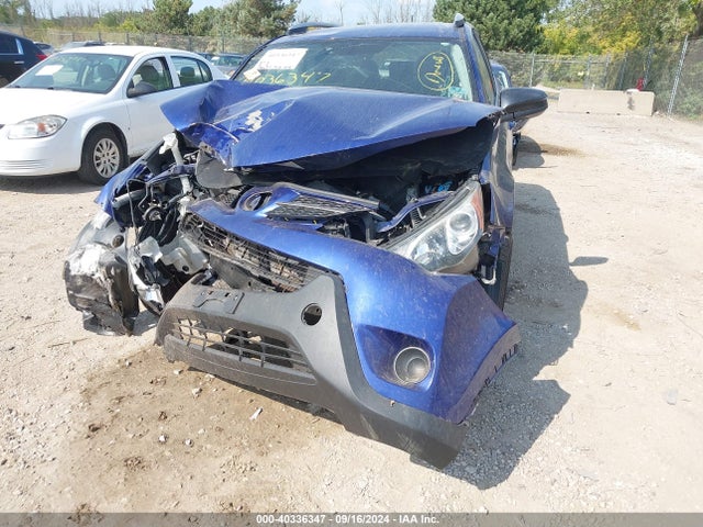 Toyota RAV4 LE 2015 2T3BFREVXFW265240 Image 13