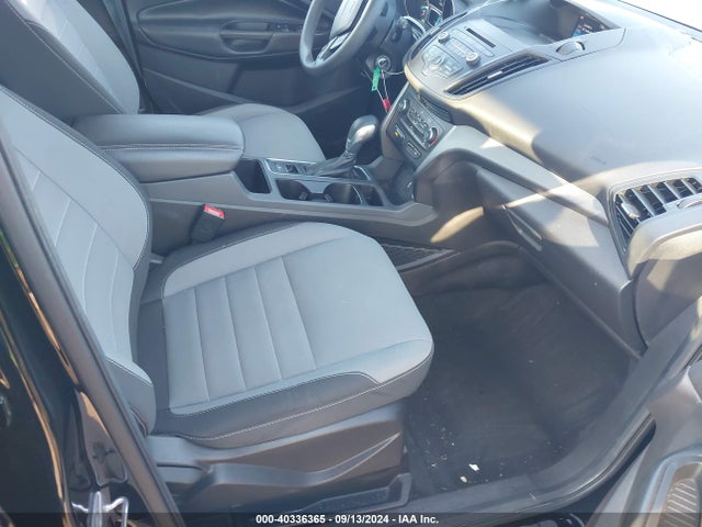 Ford ESCAPE S 2017 1FMCU0F77HUD33298 Image 5