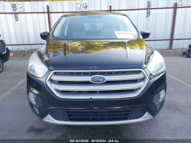 1FMCU9G9XHUC04878 Ford ESCAPE SE