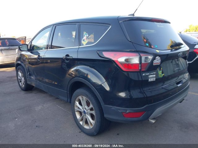 1FMCU9G9XHUC04878 Ford ESCAPE SE