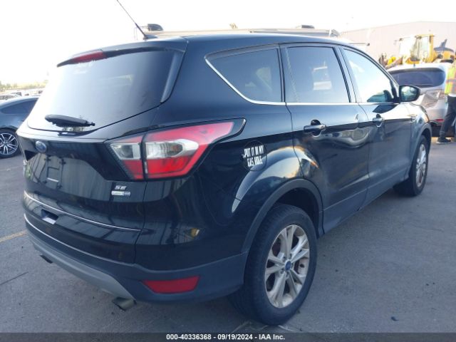 1FMCU9G9XHUC04878 Ford ESCAPE SE
