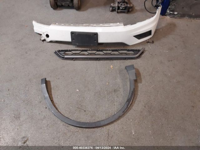 3VV2B7AXXJM098333 Volkswagen Tiguan 2.0t Se/2.0t Sel