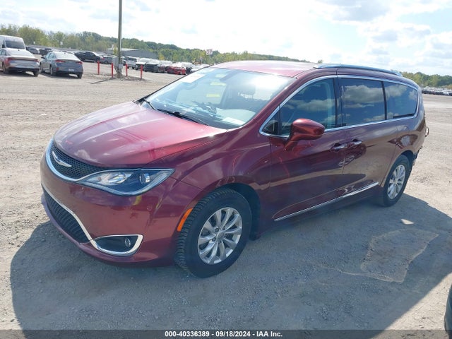 2C4RC1BG0JR279665 Chrysler Pacifica Touring L