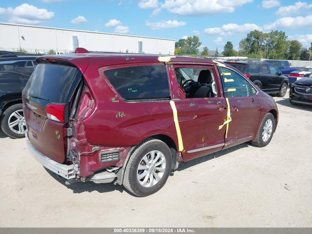 2C4RC1BG0JR279665 Chrysler Pacifica Touring L
