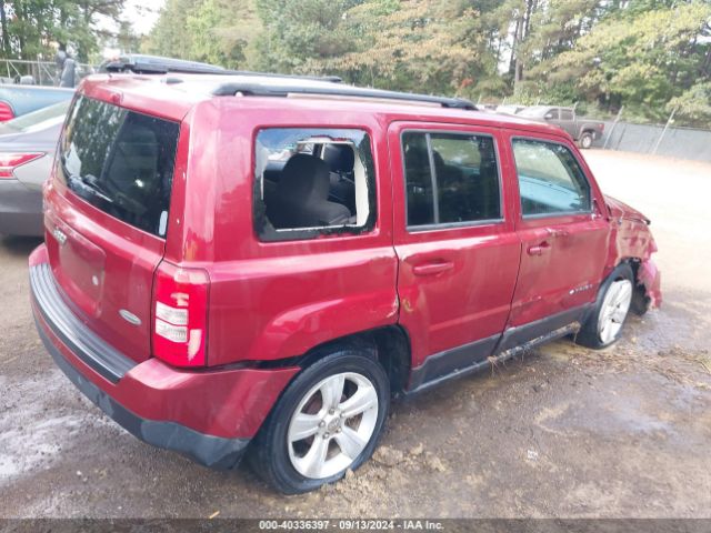 1C4NJPFA6GD810831 Jeep Patriot Latitude