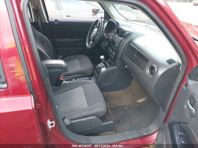 1C4NJPFA6GD810831 Jeep Patriot Latitude