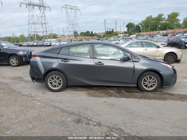 JTDKARFU1H3037329 Toyota Prius Four