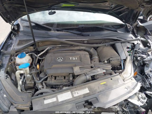 1VWBT7A3XHC032169 Volkswagen Passat 1.8t Se