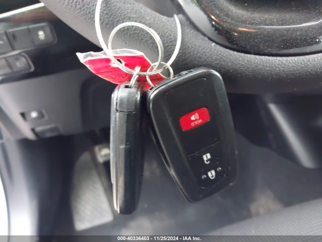 Toyota Prius L Eco 2019 JTDKARFU8K3093100 Image 11