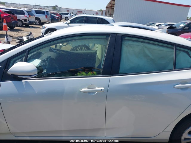 Toyota Prius L Eco 2019 JTDKARFU8K3093100 Image 15