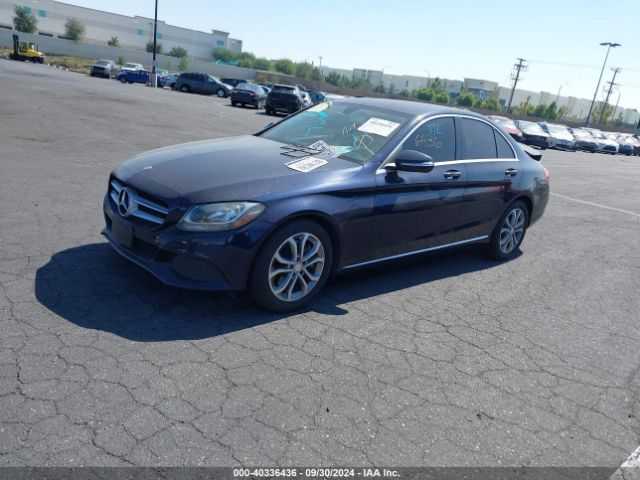 55SWF4JB5FU069890 Mercedes-Benz C 300 Luxury/sport