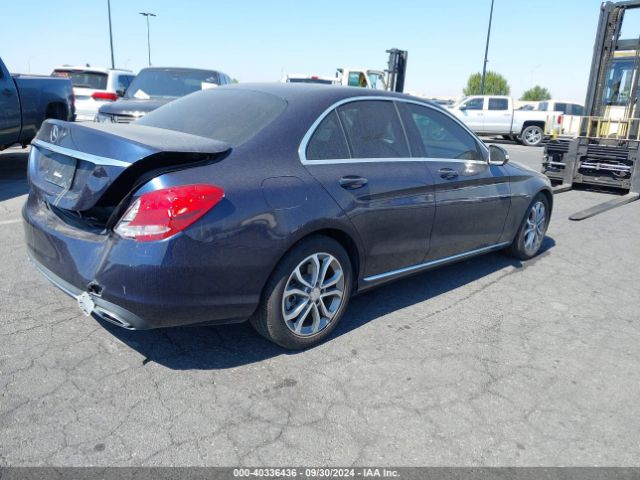 55SWF4JB5FU069890 Mercedes-Benz C 300 Luxury/sport