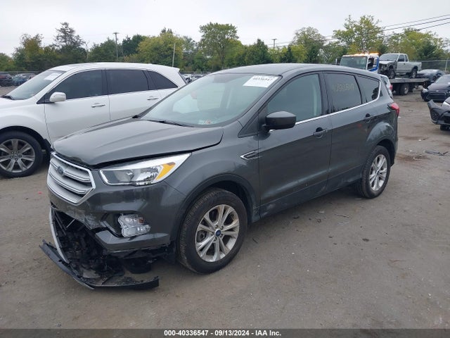 Ford ESCAPE SE 2019 1FMCU9GD2KUA91195 Image 2