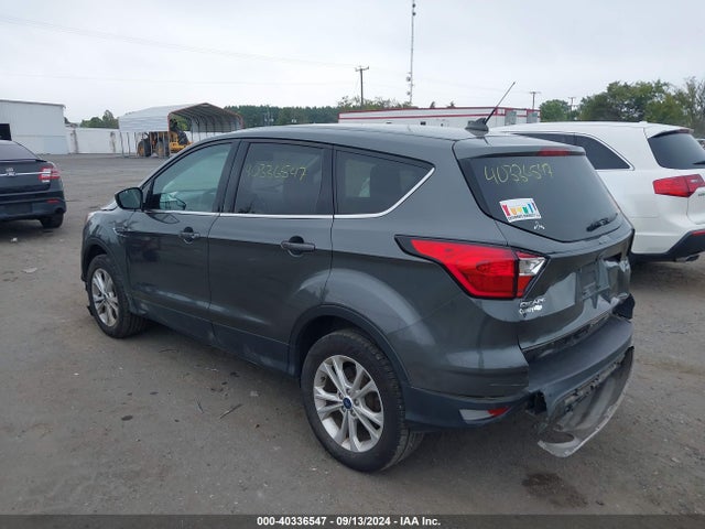 Ford ESCAPE SE 2019 1FMCU9GD2KUA91195 Image 3