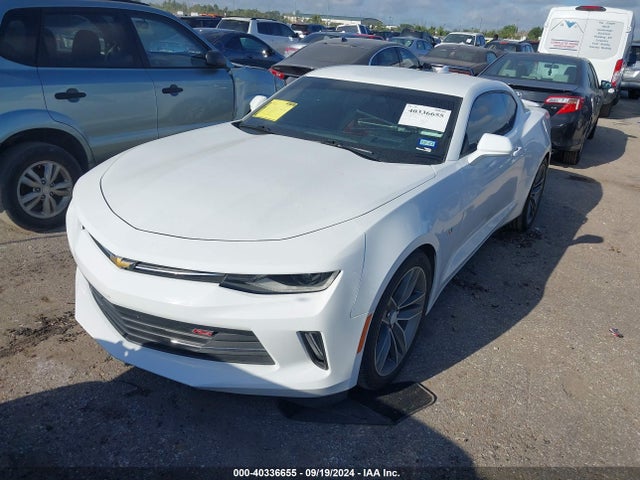 Chevrolet Camaro 2lt 2016 1G1FC1RS7G0176414 Image 2