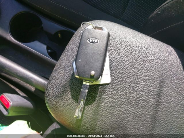 3KPF24AD1LE205142 KIA Forte Lxs