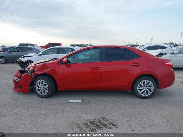 Toyota COROLLA LE 2018 5YFBURHE0JP825755 Image 14