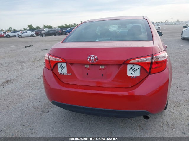 Toyota COROLLA LE 2018 5YFBURHE0JP825755 Image 16